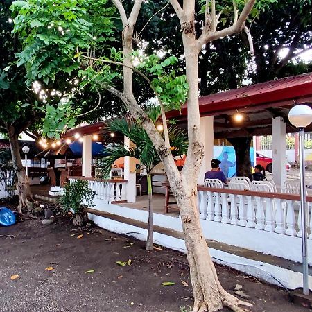 Leynes Taal Lake Resort And Hostel Tanauan  Екстер'єр фото